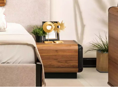 The ideal bedside table creates comfort and practicality in your bedroom.